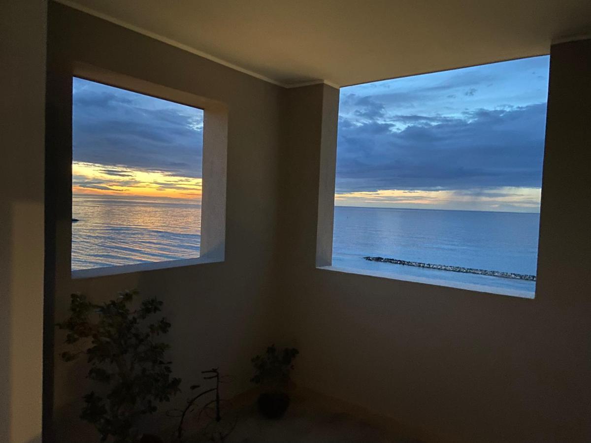 Bari Nalasia Beach Apartment Exteriér fotografie