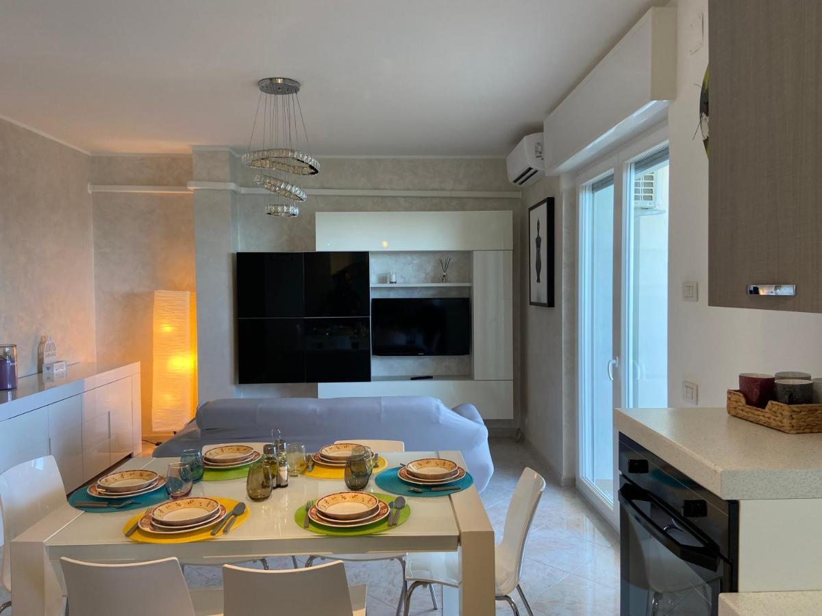 Bari Nalasia Beach Apartment Exteriér fotografie